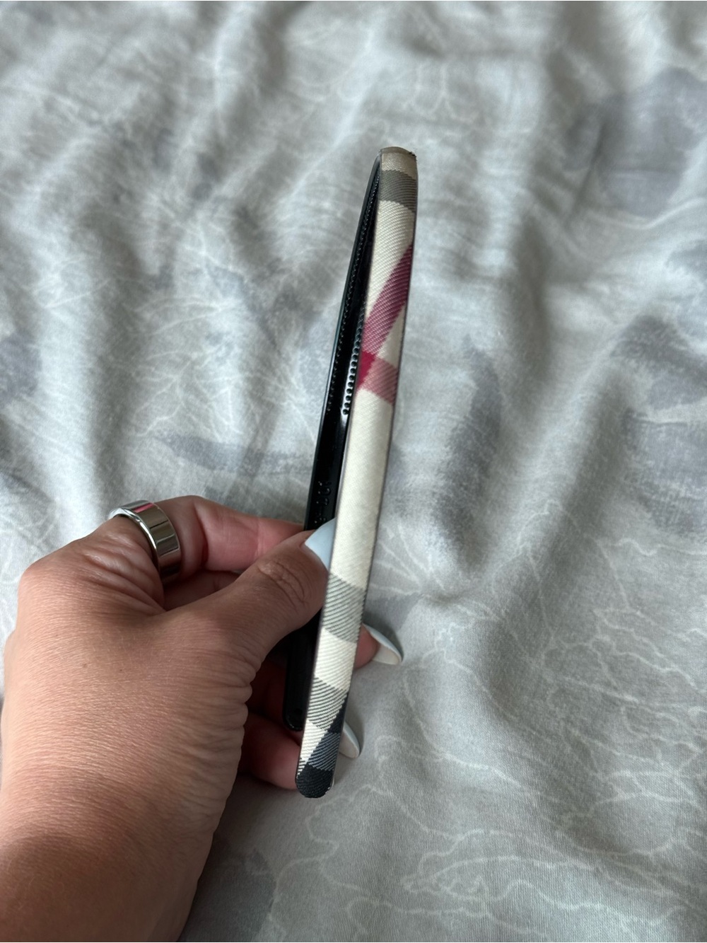 Burberry Patterned Razor Case - White with Beige, Black & Red Accents
